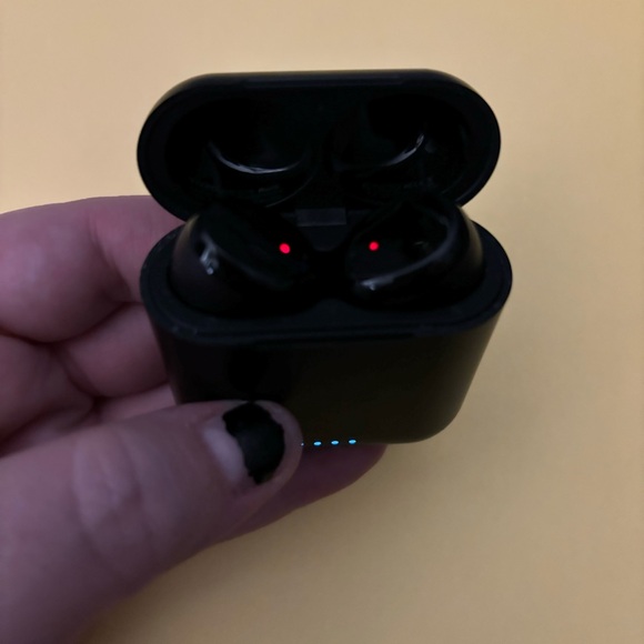 Tozo Earbuds - Picture 2 of 5